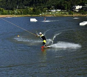 Tagesausflug Wasserskifahren am Triolago - 23.08.2026
